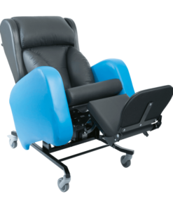 Clarence Tilt-in-Space Reclining Chair. Exeter, Devon. Local price match guarantee